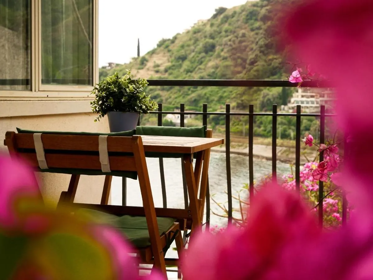 Appartamento mare roccia Taormina